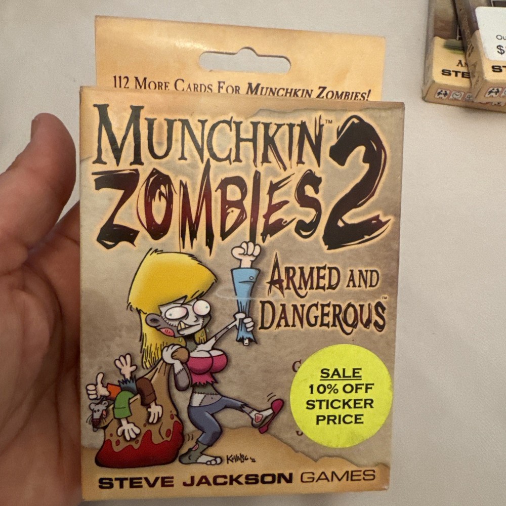 MUNCHKIN ZOMBIES 2 ‘Armed & Dangerous’ Expansion 1st Edition 2011 Steve Jackson