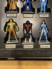 Vintage 1994 X-Men Under Siege Board Game COMPLETE Pressman Marvel w/ 18 Figures