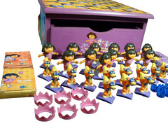 Dora The Explorer Wooden Checkers & Game Chest Dora Swiper Figure Pawns