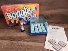 Parker Brothers BOGGLE Game For 2+ Players Ages 8~Adult – Used