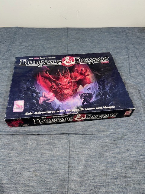 The new Dungeons and Dragons board game #1070 from 1991 LQQK!
