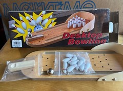 Table Top Mini Bowling Game Set-Tabletop Wooden Board Mini Arcade Desktop Office