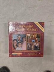 Awkward Family Photos Game Teen-Adult 4-6 Players Family and Party Sealed