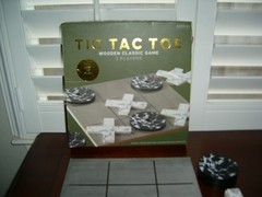 Table Top Wooden Tic Tac Toe Game in Box, 10 x 10″, EUC