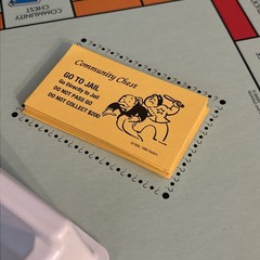 Monopoly Classic Edition 2004 Board Game Original Parker Brothers 99% Complete
