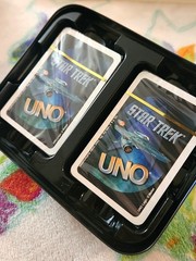 STAR TREK UNO 1999 Special Edition w/ Collectible Tin * Family Card Game