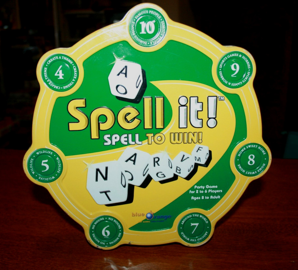 Spell It! Spell to Win! – Party Game for 2 to 6 Players – Blue Orange Games 2010