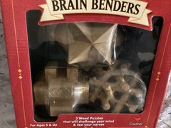 New In Box- Vintage 2003- Cardinal Wood Brain Benders 3-3D Puzzles Item
