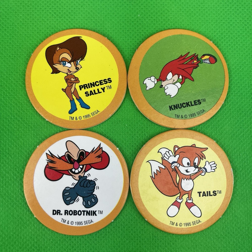 Lot of 4 Sonic The Hedgehog Pogs from Sega 1995 Sally Dr Robotnik Tails Knuckles