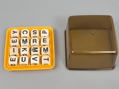 Vintage 1976 Boggle Hidden Word Game Parker Brothers COMPLETE