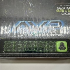 Sealed Battle Yahtzee AVP Aliens VS Predator Board Game USAopoly / Hasbro