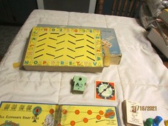 Vintage 1958 The Children’s Hour Parker Brothers 3 Games in 1, Each 20 minutes