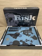 2009 Risk Onyx Edition Strategy Board Game Exclusive Barns & Noble 100% Complete