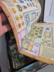 Relic Runners Days Of Wonder Matthew Dunston Family Strategy Game Temple Ruins