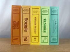 Vintage Linen Bookshelf Game 5 Pack with Guess Who WS Game Company Open Box