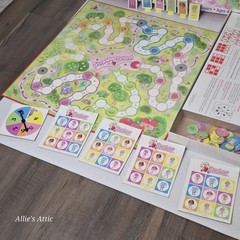Vintage Strawberry Shortcake Strawberryland Family Board Game Toy COMPLETE 4+