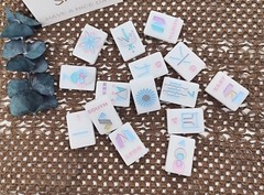 American Mahjong Game Set, 160 White Mahjong Tiles with Pastel Pewter Engraving