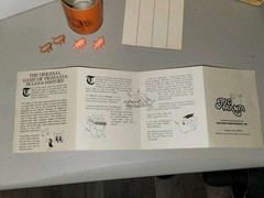 1977 Vintage PIG MANIA Dice Game Pig Stye Cup 2 Pigs Manual Pen Note Pad READ