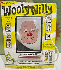 2220.1 – Vintage 1970’s Wooly Willy “Magnetic Personality” Drawing Board!