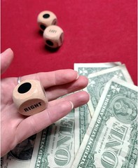 3Pcs Left Right Center Game Dice 1 Inch Beech Wood Dices with Drawstring Bag (3