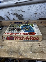 Vintage Milton Bradley Pitch-A-Roo Bean Bag Game Rare Complete