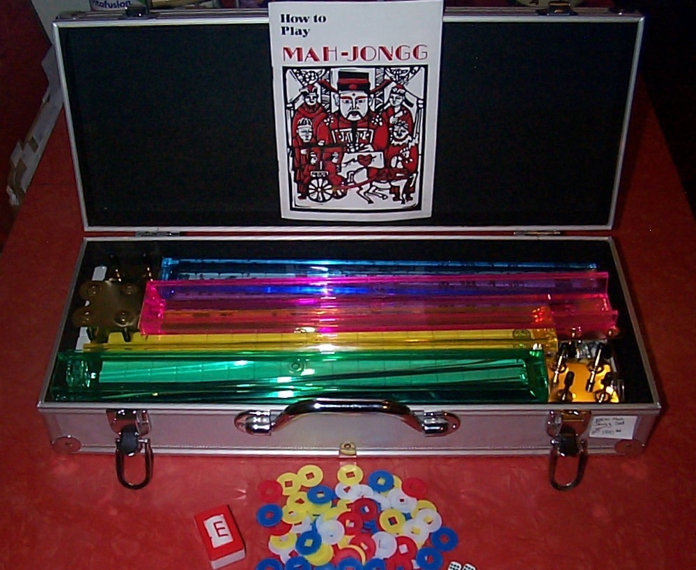 Acrylic American Mahjong Set with 166 Tiles Racks Pushers Tokens Aluminum Case