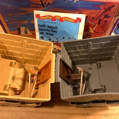 Gigantic lot of Vintage 1983 Lakeside Crossbows and Catapults – See Description