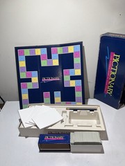 VINTAGE Pictionary Updated for the 90s COMPLETE 1993 Classic Drawing Board Game