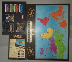 2004 YES Ravensburger Board Game