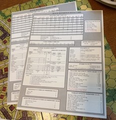 Avalon Hill Squad Leader WWII Board Game 4th Ed. 1,115 Counters 5 Mapboards 1977