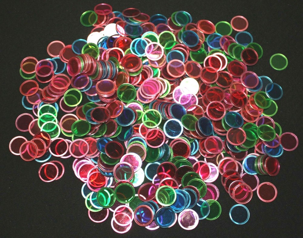 500 Bingo Chips Markers 100 each color – Use with Magnetic Wand on paper sheets