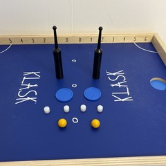 KLASK Board Game An Epic Magnetic Battle 100% COMPLETE! EUC 2-player Skill game