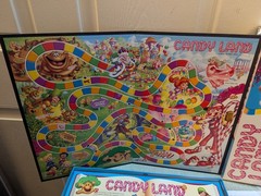 Complete 2005 Hasbro Milton Bradley Candy Land Board Game – 64 Cards & 4 Figures