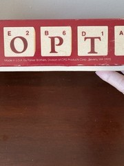 Vintage – Parker Brothers Option Double-Sided Word Board Game 1983 Edition –