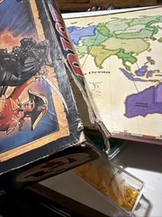 RISK VINTAGE 1998 BOARD GAME Parker Brothers WORLD DOMINATION