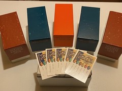 Vintage TRIVIAL PURSUIT “CLASSIC” LOT ~ 3,000 Cards ~ 6 early editions ~ LOOK!
