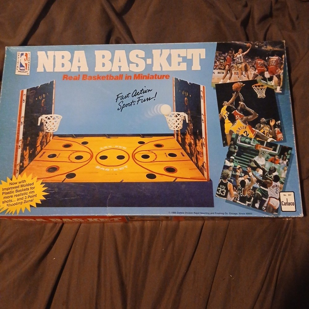 Vintage 1988 Cadaco NBA Bas-Ket Real Basketball in Miniature Game No. 267