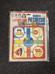 New! VINTAGE 1980 NASTA SUPERFRIENDS MAGNETIC PA’CHEESIE GAME BATMAN SUPERMAN