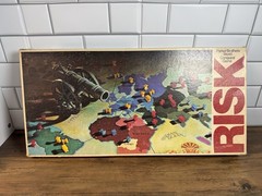 Vintage 1975 1980 Parker Brothers Risk Strategy Board Game, complete w/manual