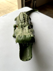 VINTAGE 1980 Ideal Toys ALLIGATOR Robert Forster 28″ HORROR Movie Game