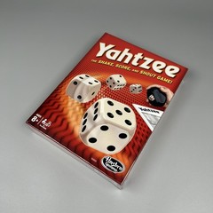 Yahtzee Dice Game Hasbro 00950 Classic Shake Score Shout – New Sealed