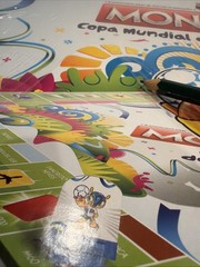 MONOPOLY WORLD CUP OFFICIAL FIFA 2014 (SPANISH) COLLECTOR SEALED BRAND NEW