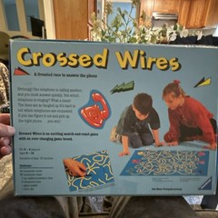 Ravensburger Crossed Wires Board Game 6-12 Years 2-4 Players Ever Changing Board