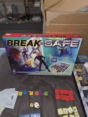Break The Safe Electronic Board Game 2003 Mattel 95% Complete Test Working *READ