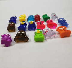Gogos Crazy Bones Aliens Lot of 17 Vintage Glow In The Dark Glowing Eyes Go Go