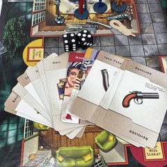 Clue COMPLETE Parker Brothers 2005 Classic Detective Board Game Mystery