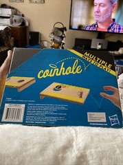 Hasbro Gaming – Coinhole Tabletop Coin-Bouncing Party Game – C3810 (New)