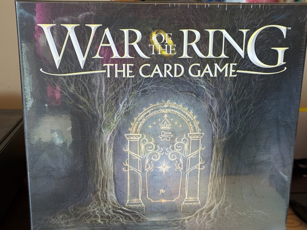 Ares Games War of The Ring: The Card Game – 60+ Minutes of Gameplay for 2-4