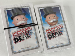 Monopoly Deal Quick-Playing Card Game for Families, Kids Ages 8 and Up and 2-5 P