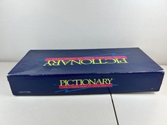 Vintage PICTIONARY 1993 Classic Board Game of Quick Draw Ships Complete